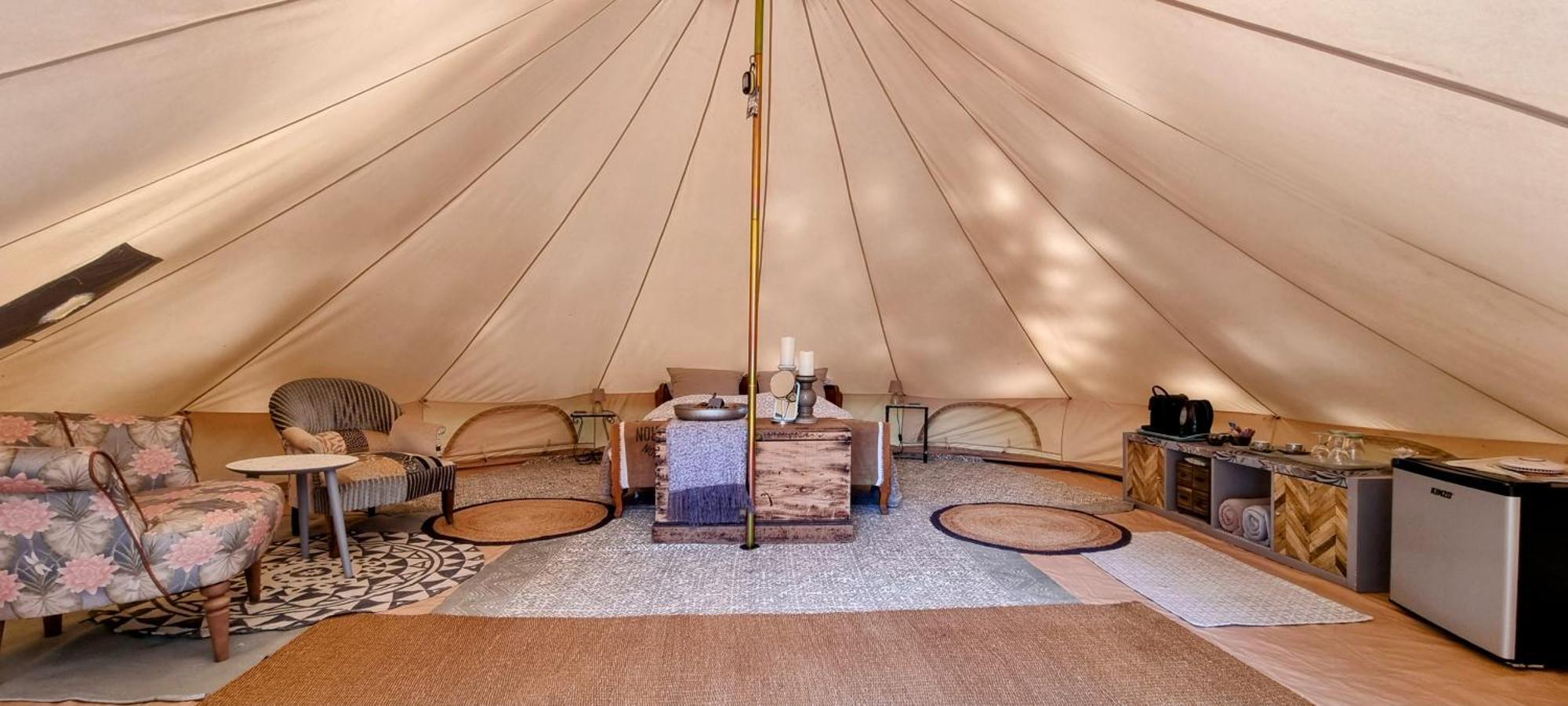 Luxury Bell Tent At Camping La Fortinerie Mouliherne Экстерьер фото