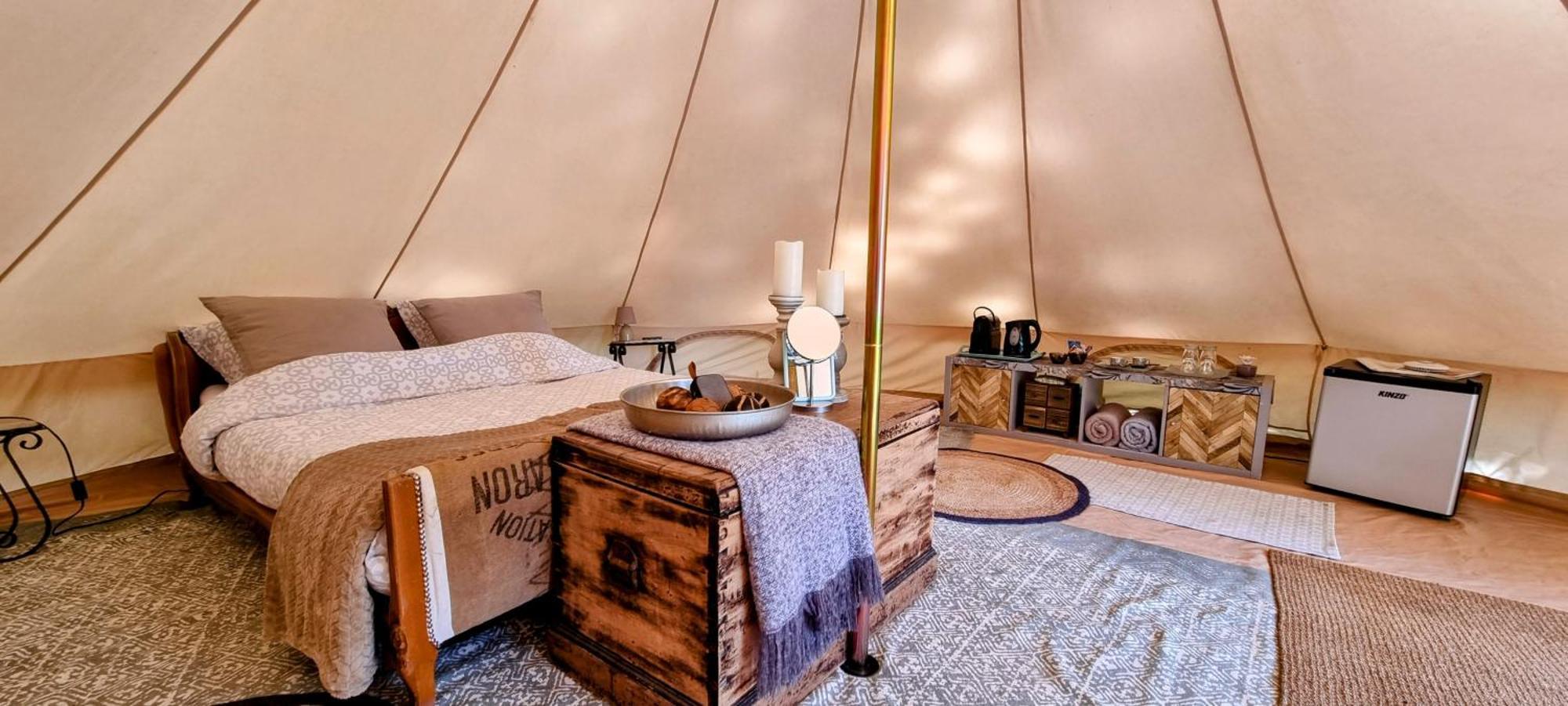 Luxury Bell Tent At Camping La Fortinerie Mouliherne Экстерьер фото