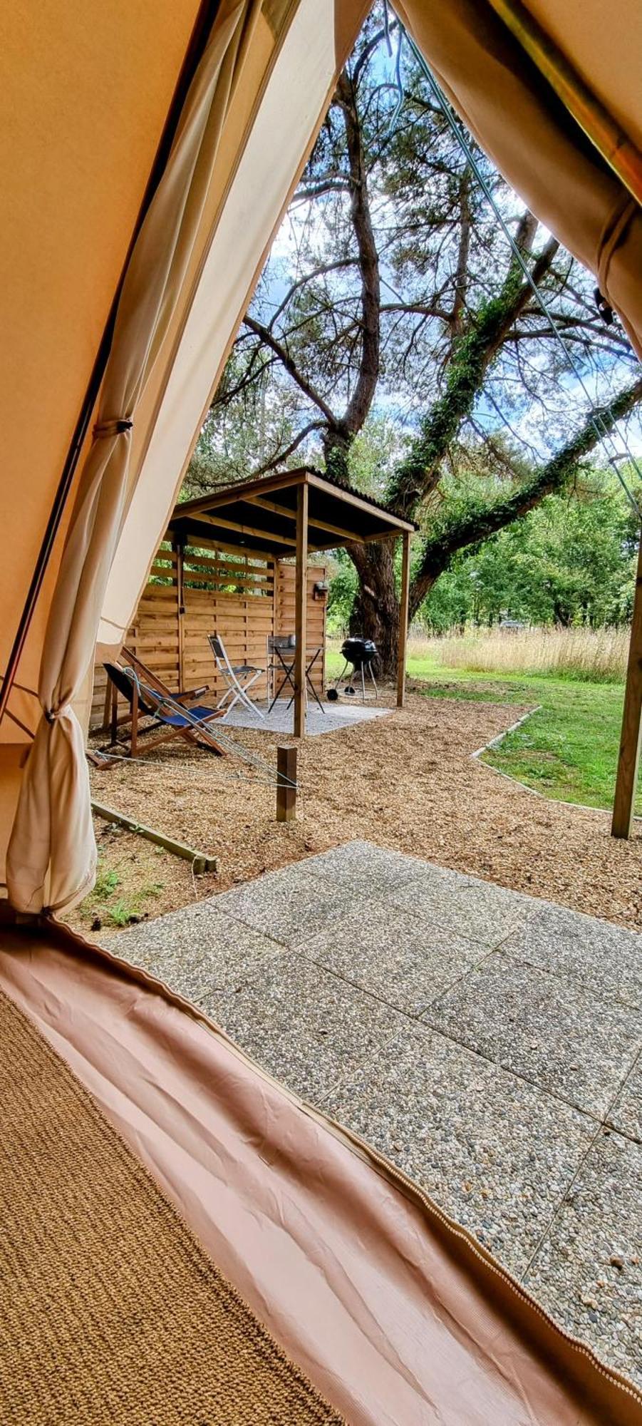 Luxury Bell Tent At Camping La Fortinerie Mouliherne Экстерьер фото